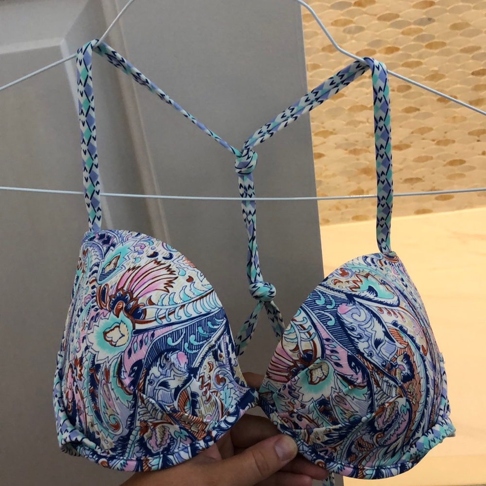 VS bikini set, top with pads!